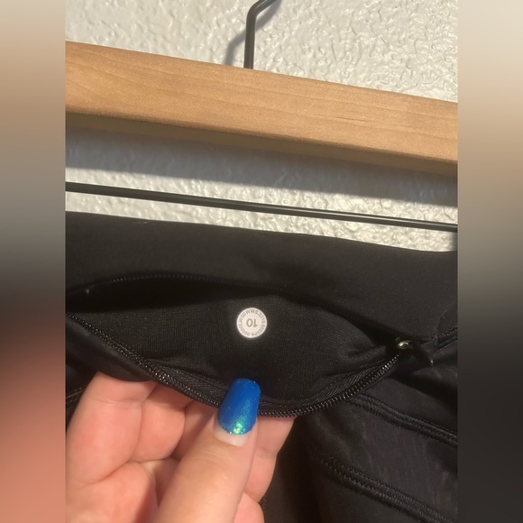 Lululemon leggings - Picture 5 of 7